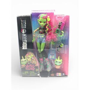Monster High Venus McFlytrap G3 Doll w/Chewlian Pet Accessories NIB Mattel